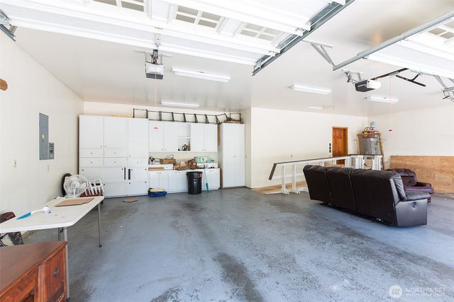 400 Reservoir Road, Sequim, WA 98382