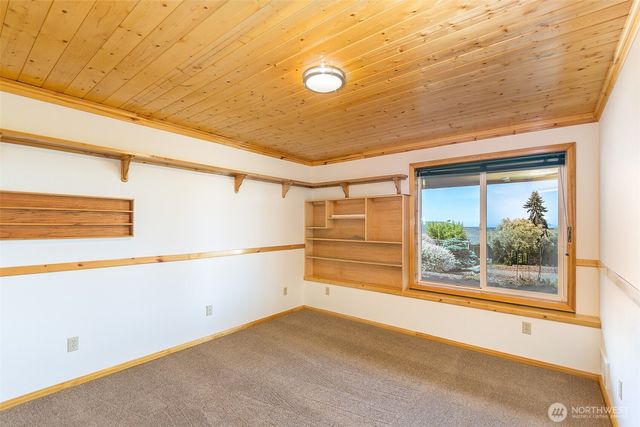 400 Reservoir Road, Sequim, WA 98382