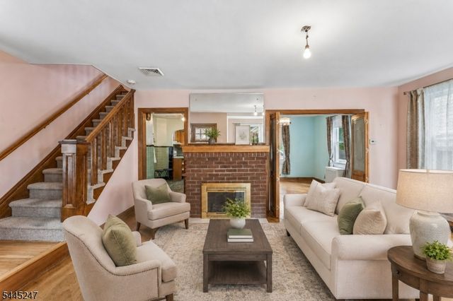 23 Princeton St, Nutley Twp., NJ 07110