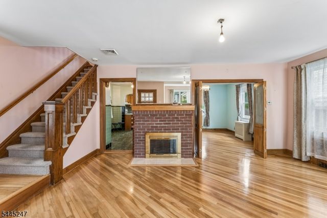 23 Princeton St, Nutley Twp., NJ 07110