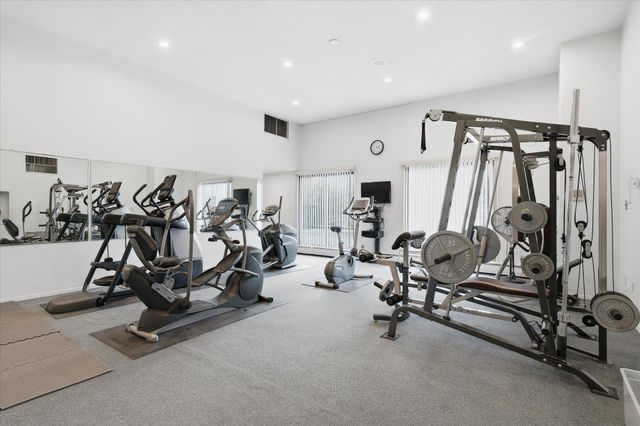 3412 Oak Ridge Road 319, Hopkins, MN 55305