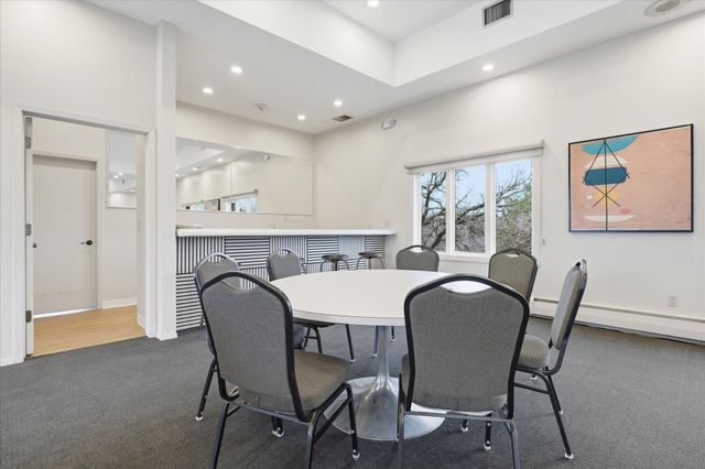 3412 Oak Ridge Road 319, Hopkins, MN 55305