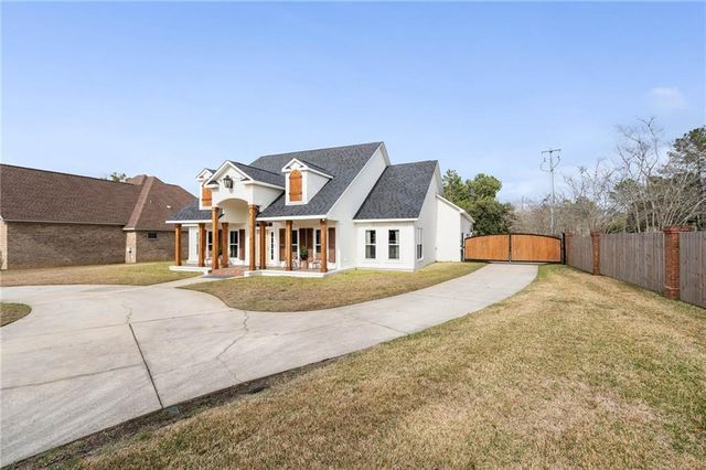 5710 Spring Landing Drive, Theodore, AL 36582