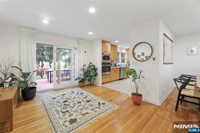 442 11th Street, Cresskill, NJ 07626