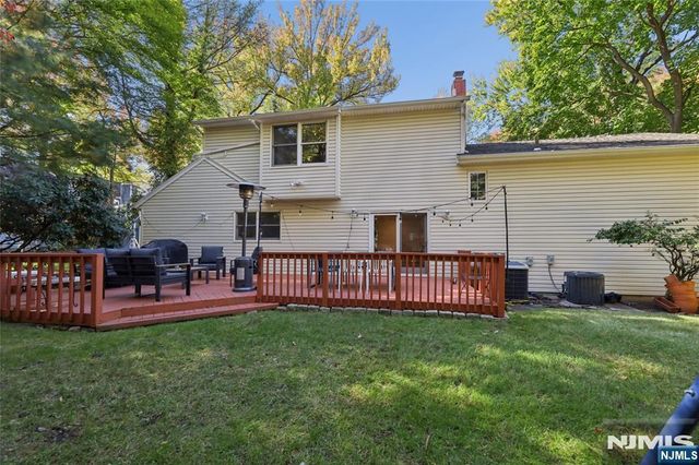 442 11th Street, Cresskill, NJ 07626