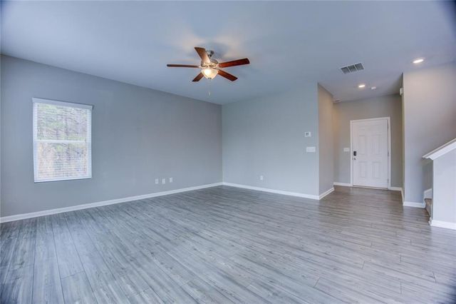 2502 Fraggle Roc, Conyers, GA 30012