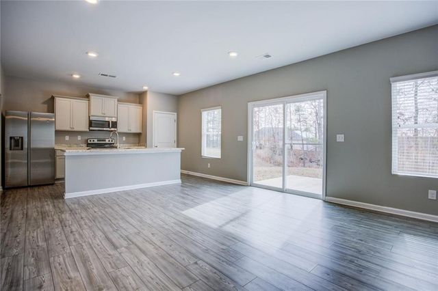 2502 Fraggle Roc, Conyers, GA 30012