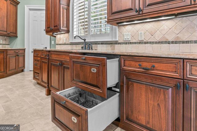 1991 Club Drive, Greensboro, GA 30642