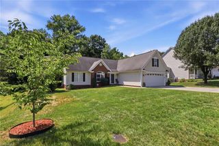 2652 Wynbrook Drive, Winston-salem, NC 27103