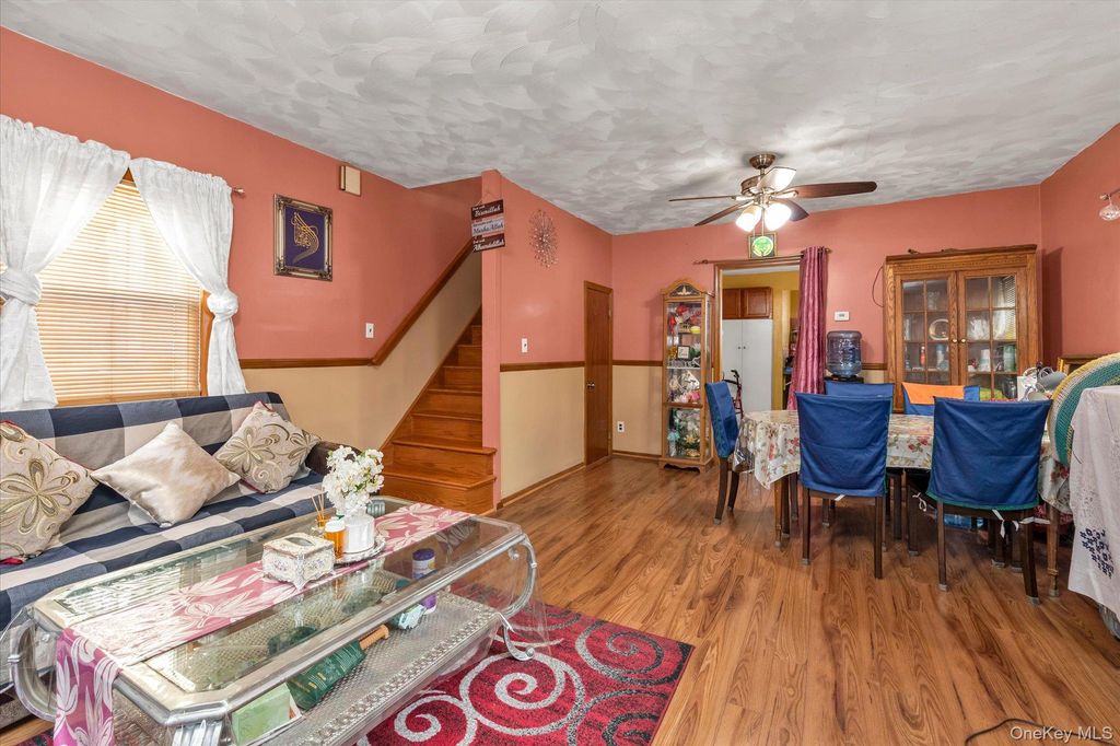 11043 159th Street, Jamaica, NY 11433 — photo 4