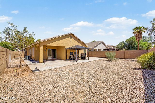 8737 W HAMMOND Lane, Tolleson, AZ 85353