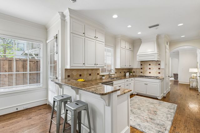 4432 Emerson Avenue, University Park, TX 75205