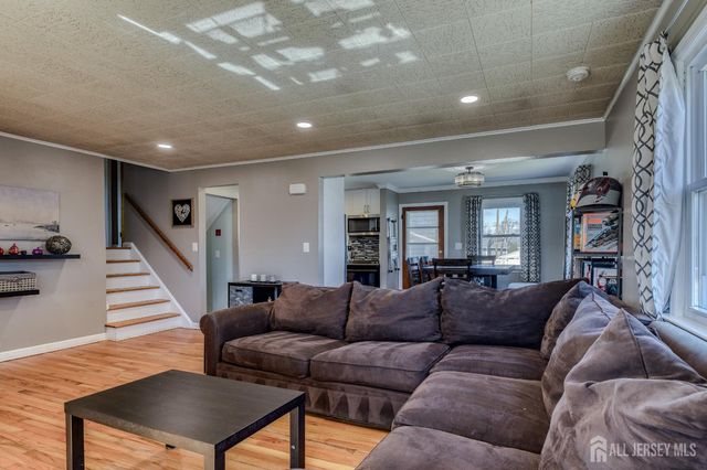 17 Union Avenue, South River, NJ 08882