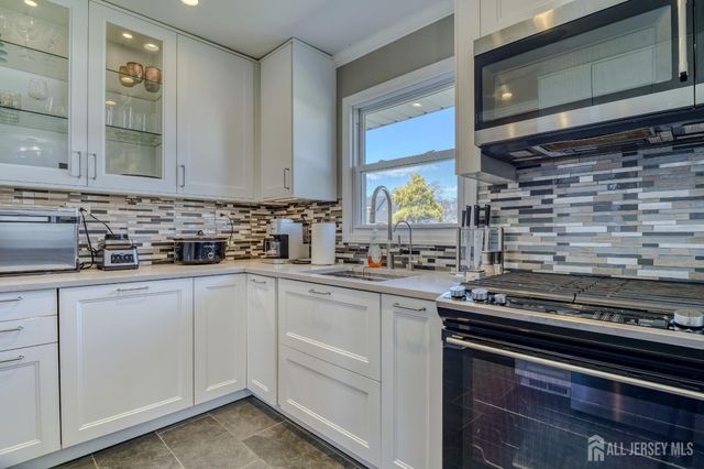 17 Union Avenue, South River, NJ 08882