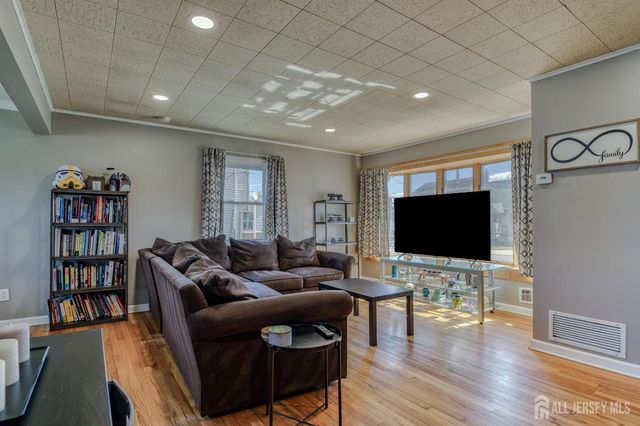 17 Union Avenue, South River, NJ 08882