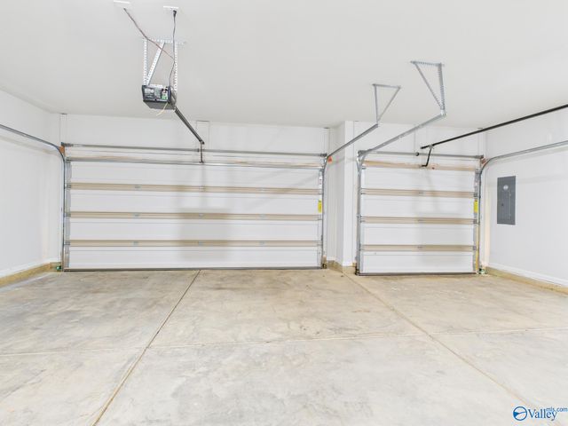 157 High Leaf Drive, Harvest, AL 35749