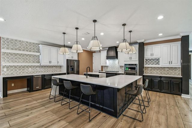 372 COCO PLUM COURT, Oldsmar, FL 34677