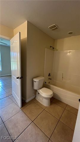 2916 25th ST W, Lehigh Acres, FL 33971