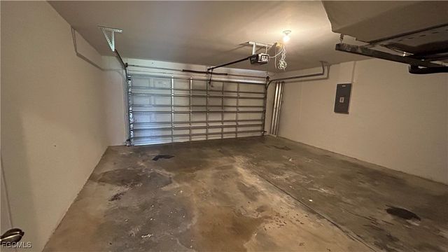 2916 25th ST W, Lehigh Acres, FL 33971