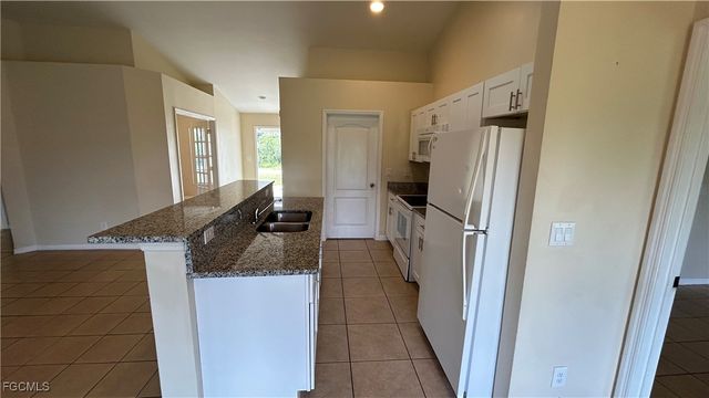 2916 25th ST W, Lehigh Acres, FL 33971