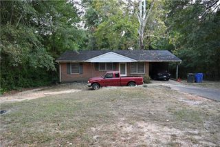 5405 Williamsburgh Drive, Fayetteville, NC 28304