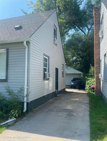 17227 Curtis Street, Detroit, MI 48235