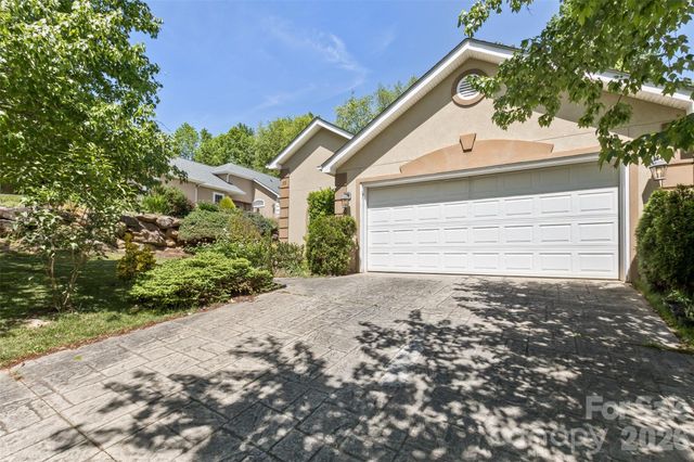 55 Stonebridge Drive, Asheville, NC 28805