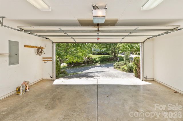 55 Stonebridge Drive, Asheville, NC 28805