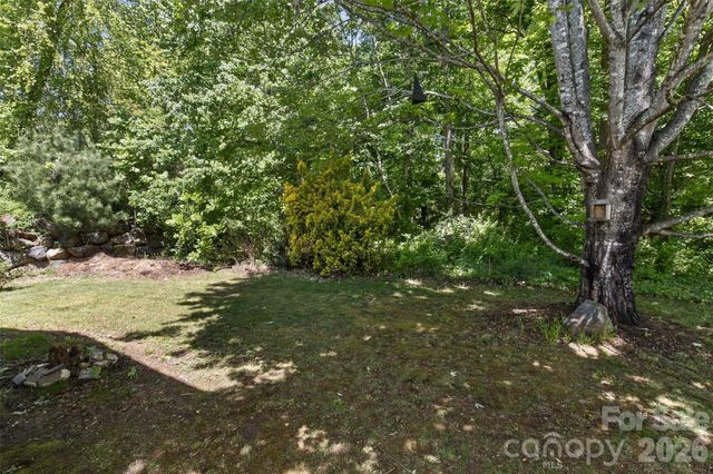 55 Stonebridge Drive, Asheville, NC 28805