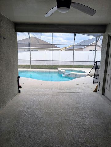 732 HENLEY CIRCLE, Davenport, FL 33896