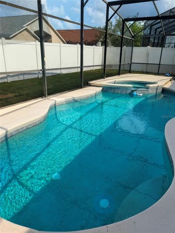 732 HENLEY CIRCLE, Davenport, FL 33896