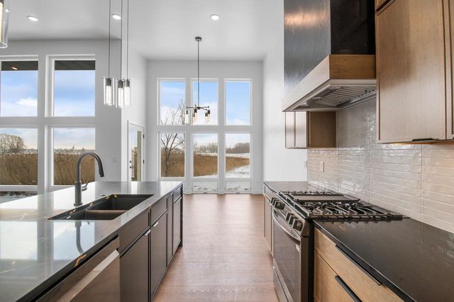 308 KERRIGAN DRIVE, Wrightstown, WI 54180