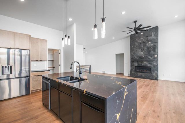 308 KERRIGAN DRIVE, Wrightstown, WI 54180