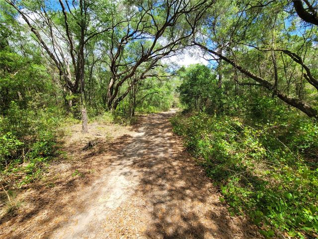 912 FERNCREEK AVENUE, Inverness, FL 34453