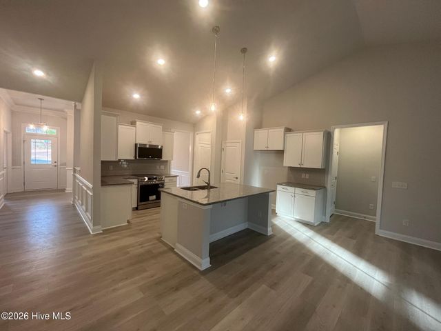 1201 St Simons Drive SE, Bolivia, NC 28422