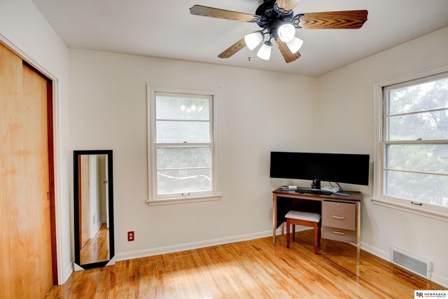 6759 Lafayette Avenue, Omaha, NE 68132