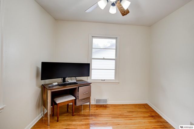6759 Lafayette Avenue, Omaha, NE 68132