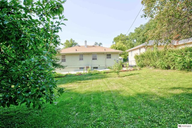 6759 Lafayette Avenue, Omaha, NE 68132