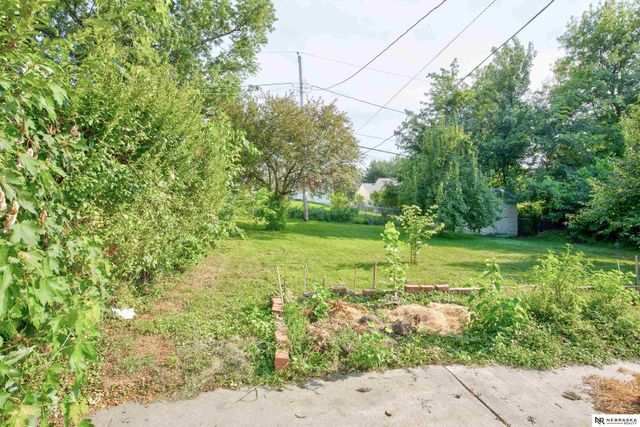 6759 Lafayette Avenue, Omaha, NE 68132