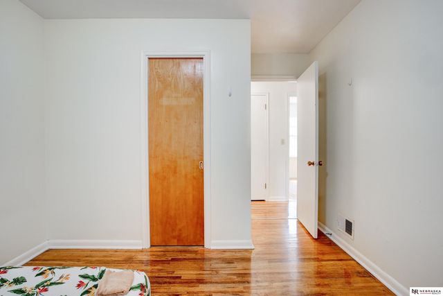 6759 Lafayette Avenue, Omaha, NE 68132
