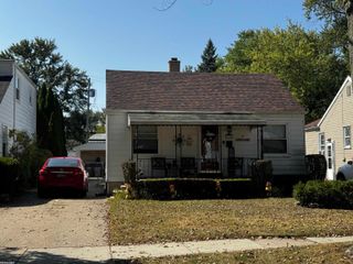 19164 WOODLAND Street, Harper Woods, MI 48225