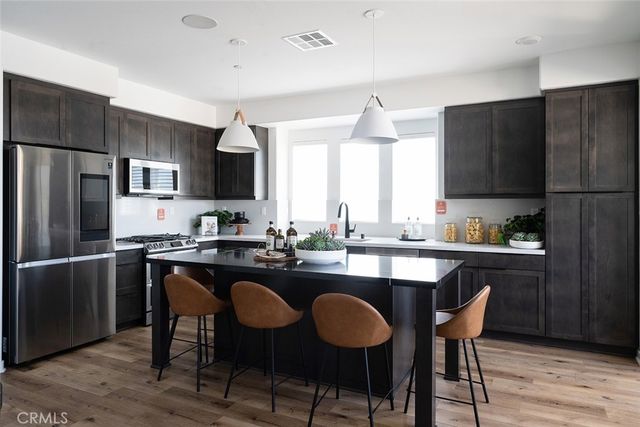 216 Stillwater Lane, Claremont, CA 91711