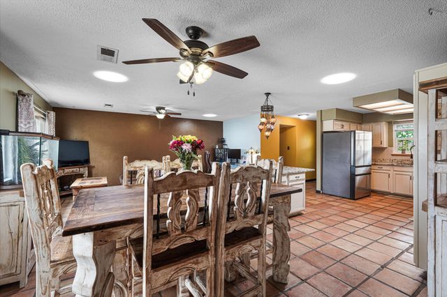 3720 Big Bend Road NE, Albuquerque, NM 87111