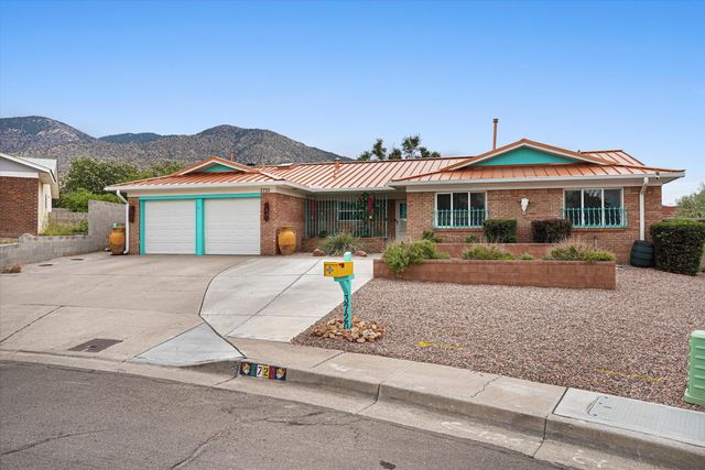 3720 Big Bend Road NE, Albuquerque, NM 87111