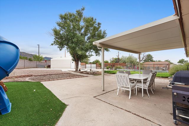 3720 Big Bend Road NE, Albuquerque, NM 87111