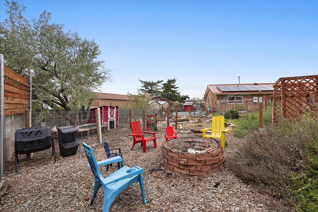 3720 Big Bend Road NE, Albuquerque, NM 87111