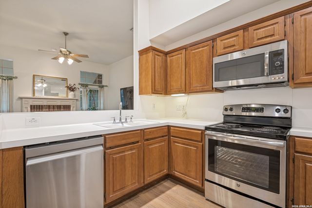 2027 Chittim Trail Dr, San Antonio, TX 78232