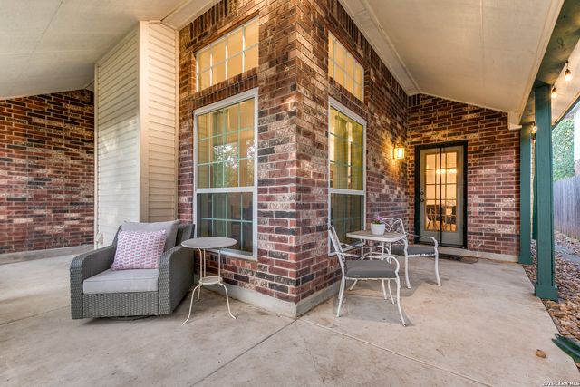 2027 Chittim Trail Dr, San Antonio, TX 78232