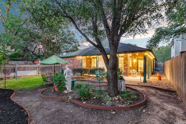 2027 Chittim Trail Dr, San Antonio, TX 78232
