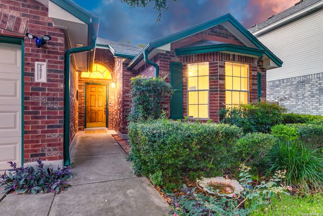 2027 Chittim Trail Dr, San Antonio, TX 78232